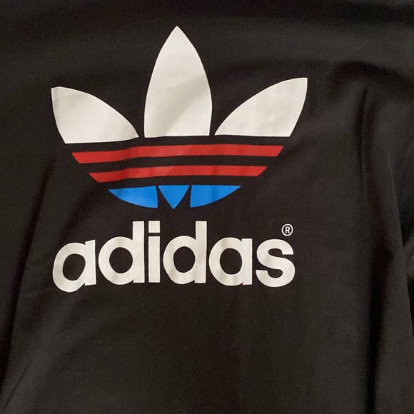 Adidas’s tees - Picture 2 of 5